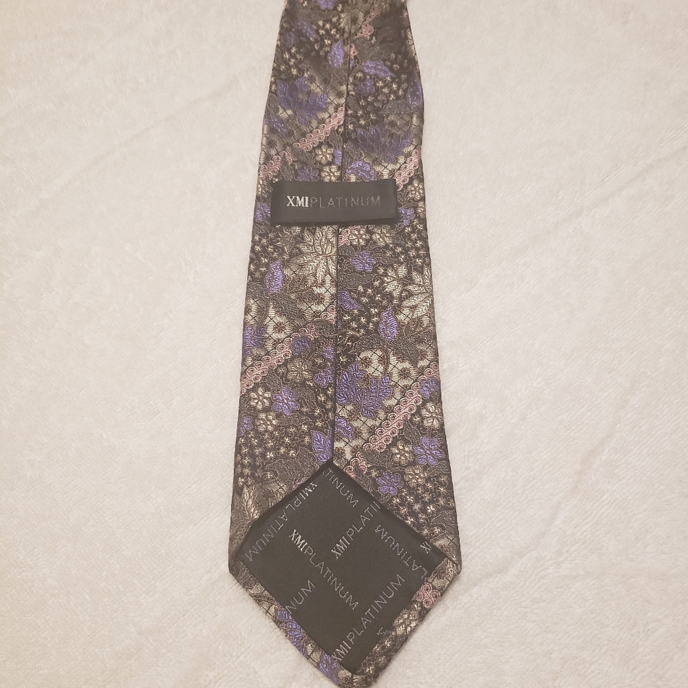Ties - Picture 3 of 4